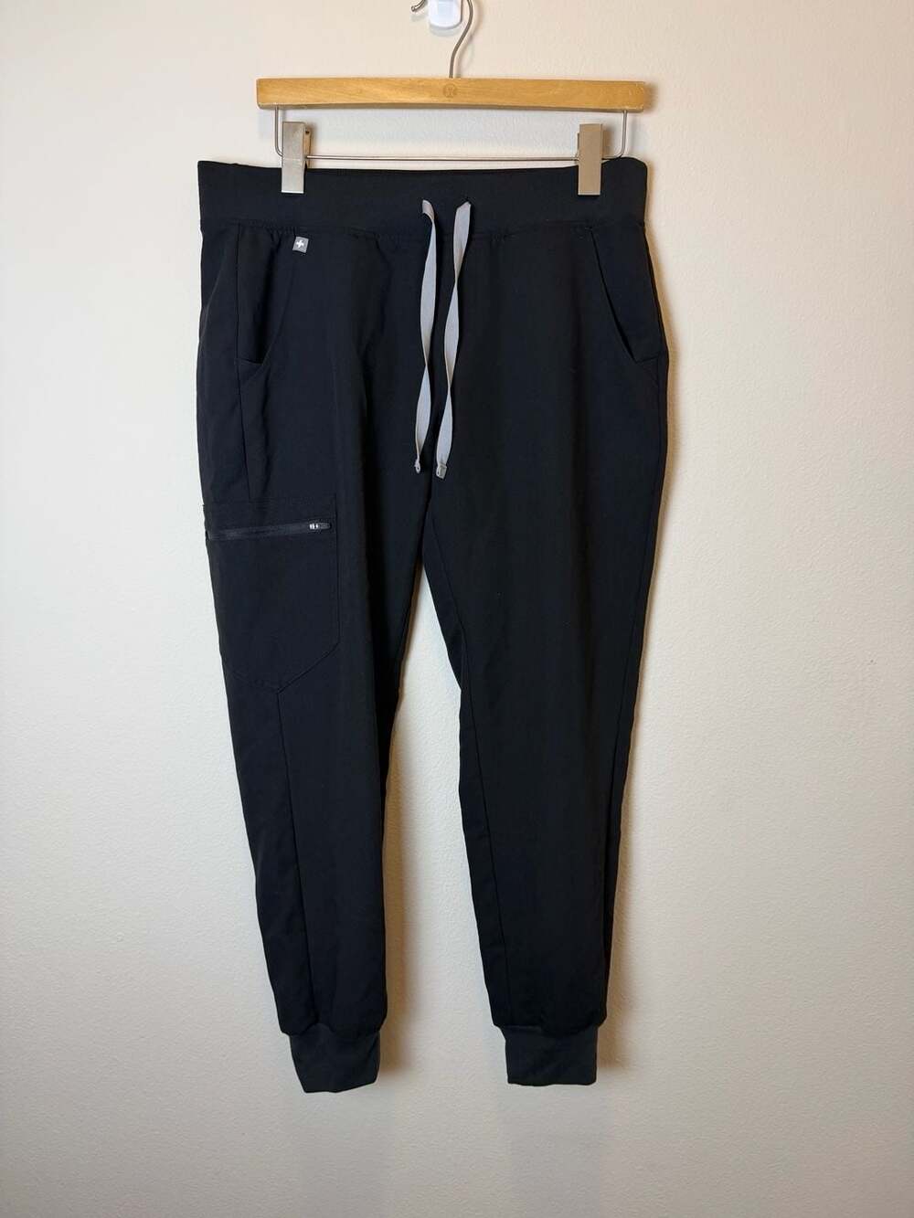 Figs Scrub Pants Joggers Women's Size Large Black Pockets